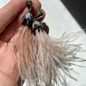 Stella & Dot Verona Feather earrings